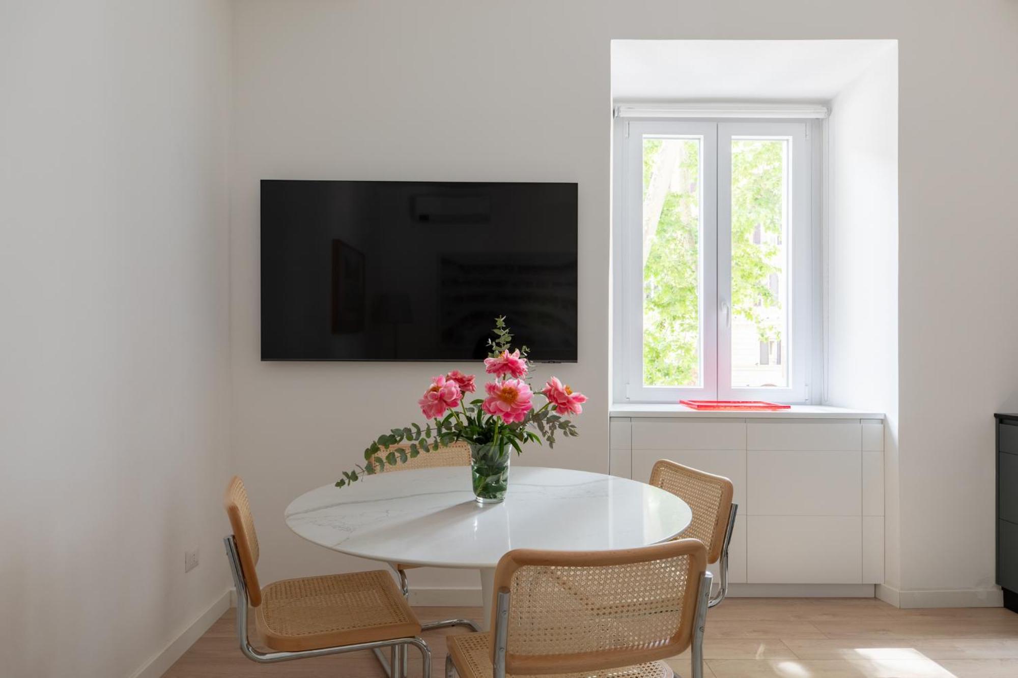 Iflat Vatican 2 Bedroom Design Rom
